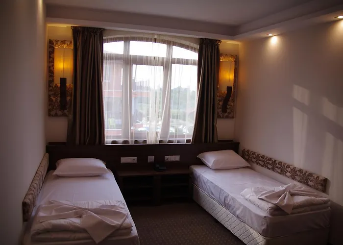 Aristokrat 酒店 3*