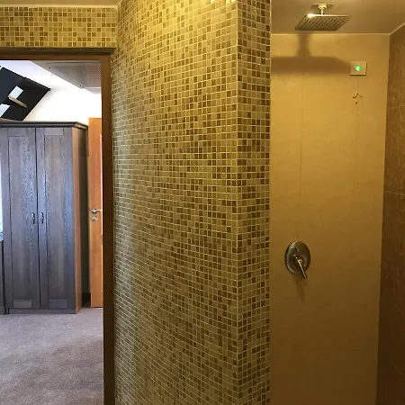 Aristokrat Отель Обзор